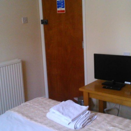 The Glan Yr Afon Inn Holywell  Zimmer foto