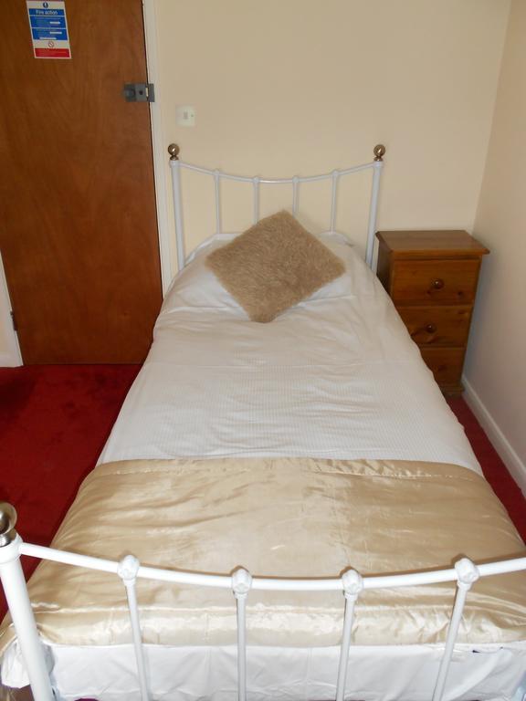 The Glan Yr Afon Inn Holywell  Zimmer foto