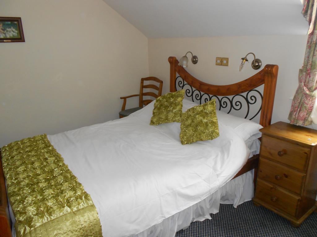 The Glan Yr Afon Inn Holywell  Zimmer foto